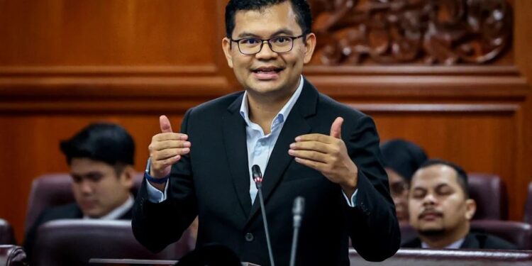 Tiada perbincangan kurangkan kuota BUDI95 – Akmal Nasrullah