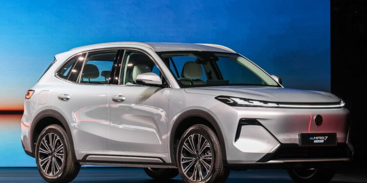 Proton e.MAS kekal kuasai pasaran EV tempatan