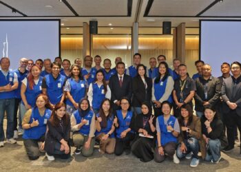 Decathlon buka cawangan premium bermotif songket di 118 Mall