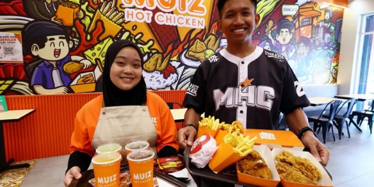 Daripada untung RM20 sehari, Muiz Hot Chicken kini raih jualan RM45 juta