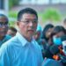 ‘Hati saya bersama rakyat, mari elak isu ini’ – Nga Kor Ming elak soalan letak jawatan