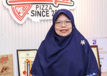 Bermula di dapur rumah, Kini Pizza Jangok Mek Ani takluk 10 negeri