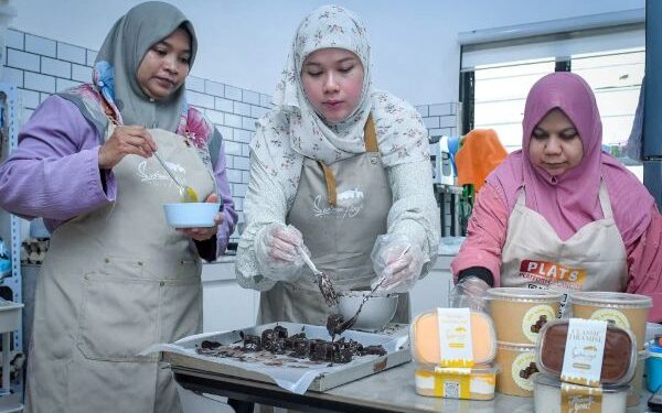 Sabrina Desserts House buktikan status OKU bukan halangan maju dalam perniagaan