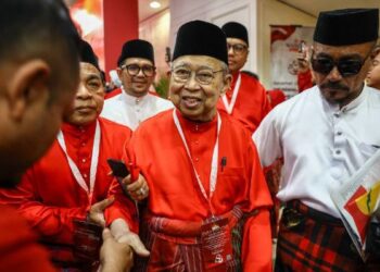 UMNO, PAS perlu ‘bersatu’ semula – Ku Li
