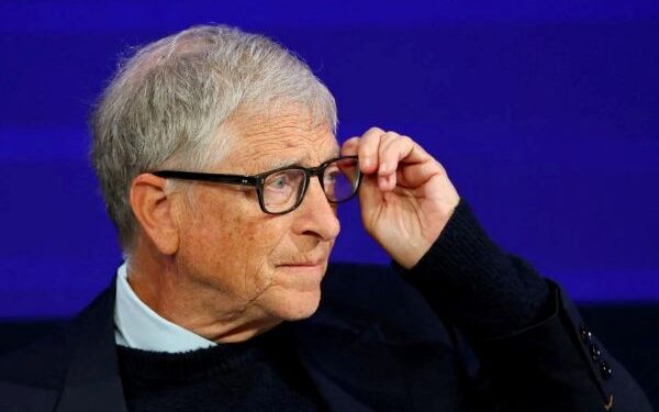 Bill Gates beri amaran AI boleh cetus huru-hara ekonomi, sosial selama dua dekad